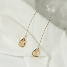 Load image into Gallery viewer, Diamond Earrings