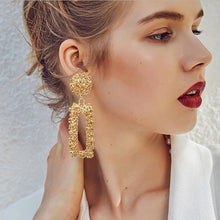 Load image into Gallery viewer, Big Vintage Earrings