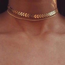 Load image into Gallery viewer, Crystal Bead Necklace