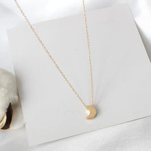 Load image into Gallery viewer, Crystal Bead Necklace
